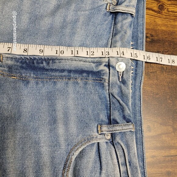 American Eagle Jeans Size 18 S Curvy Mom High Rise Medium Light Wash Denim - Picture 10 of 13